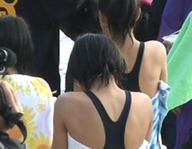 高画質　美少女萌え萌え今時のスク－ル水着　寒中水泳